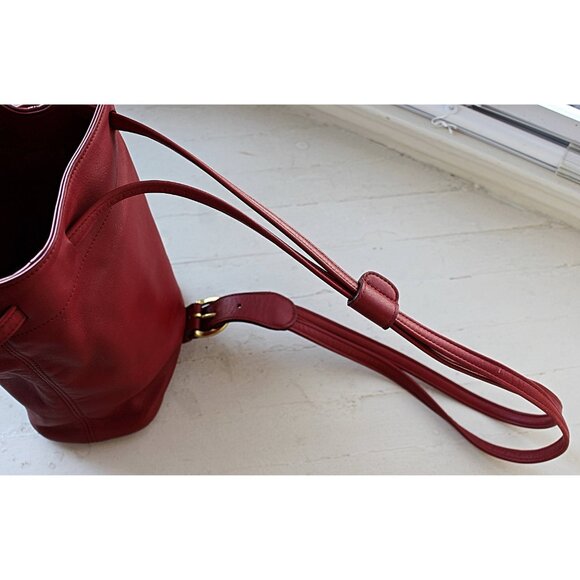 Coach Vintage - Cornelia Sling Backpack 4162 in Red - USA 1990s, EUC! - Picture 10 of 12